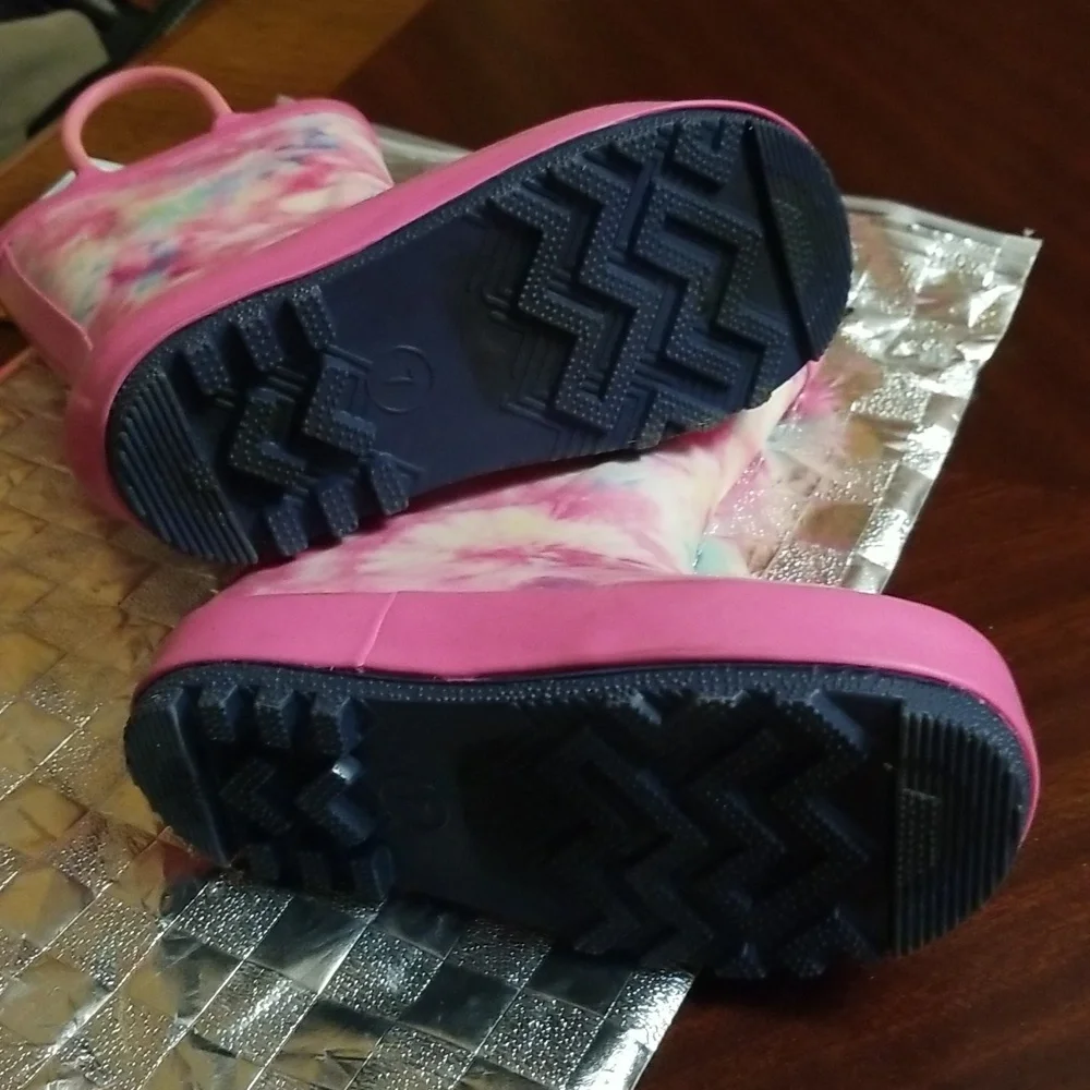 NWT Cat & Jack Pink and Blue Floral Rain Boots - Size 7
